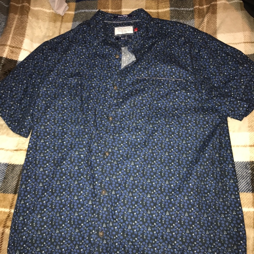 Nice spring floral shirt!